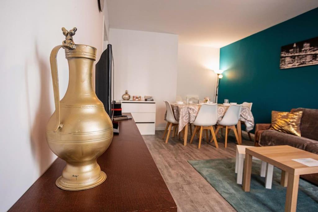 *Cosy Home 20' Paris 25' Disney - Free Wifi* Villiers-sur-Marne Buitenkant foto